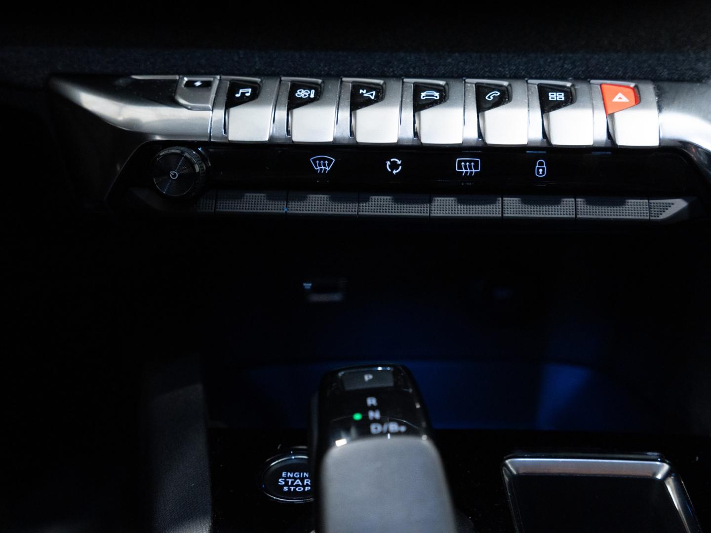 Peugeot 3008 Plug-in Hybrid 225 e-EAT8 Allure