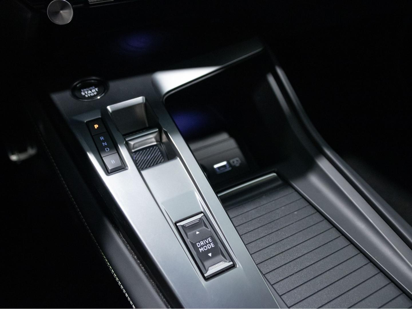 Peugeot 308 5P GT Puretech 130 S&S EAT8