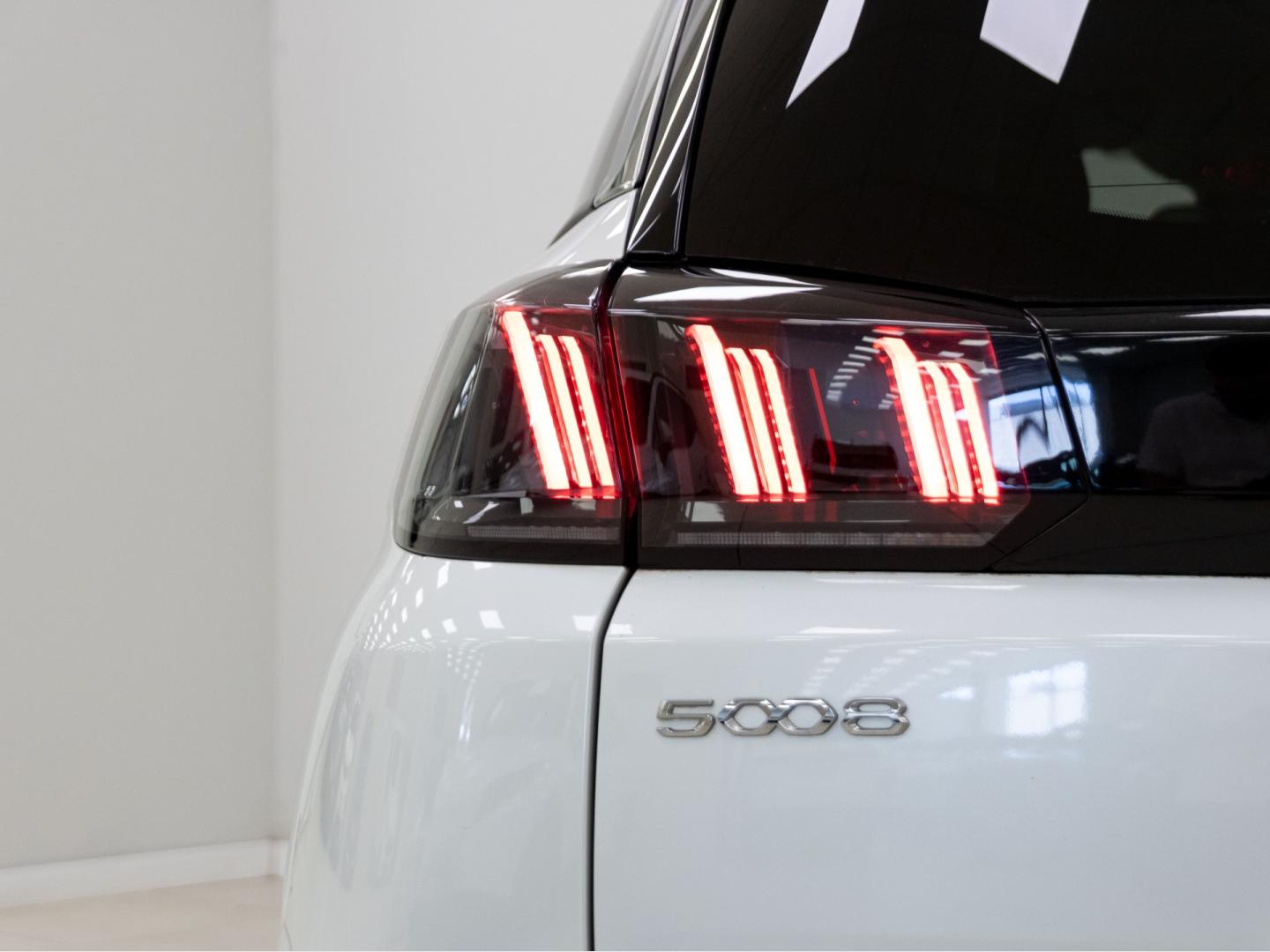 Peugeot 5008 1.5 BlueHDi 96kW (130CV) S&S Allure EAT8