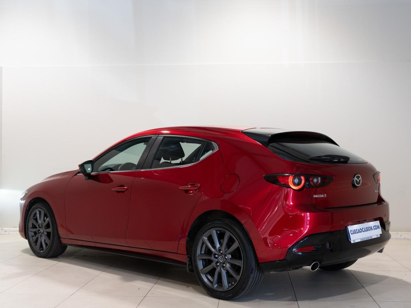 Mazda 3 2.5L E-SKY G MHEV 103kW Centre-line