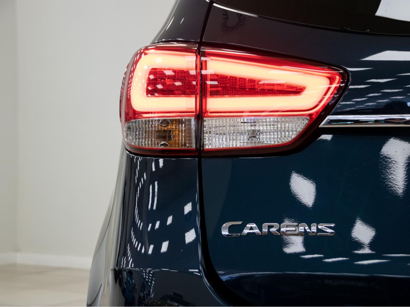 Kia Carens 1.6 GDi 99kW (135CV) Drive