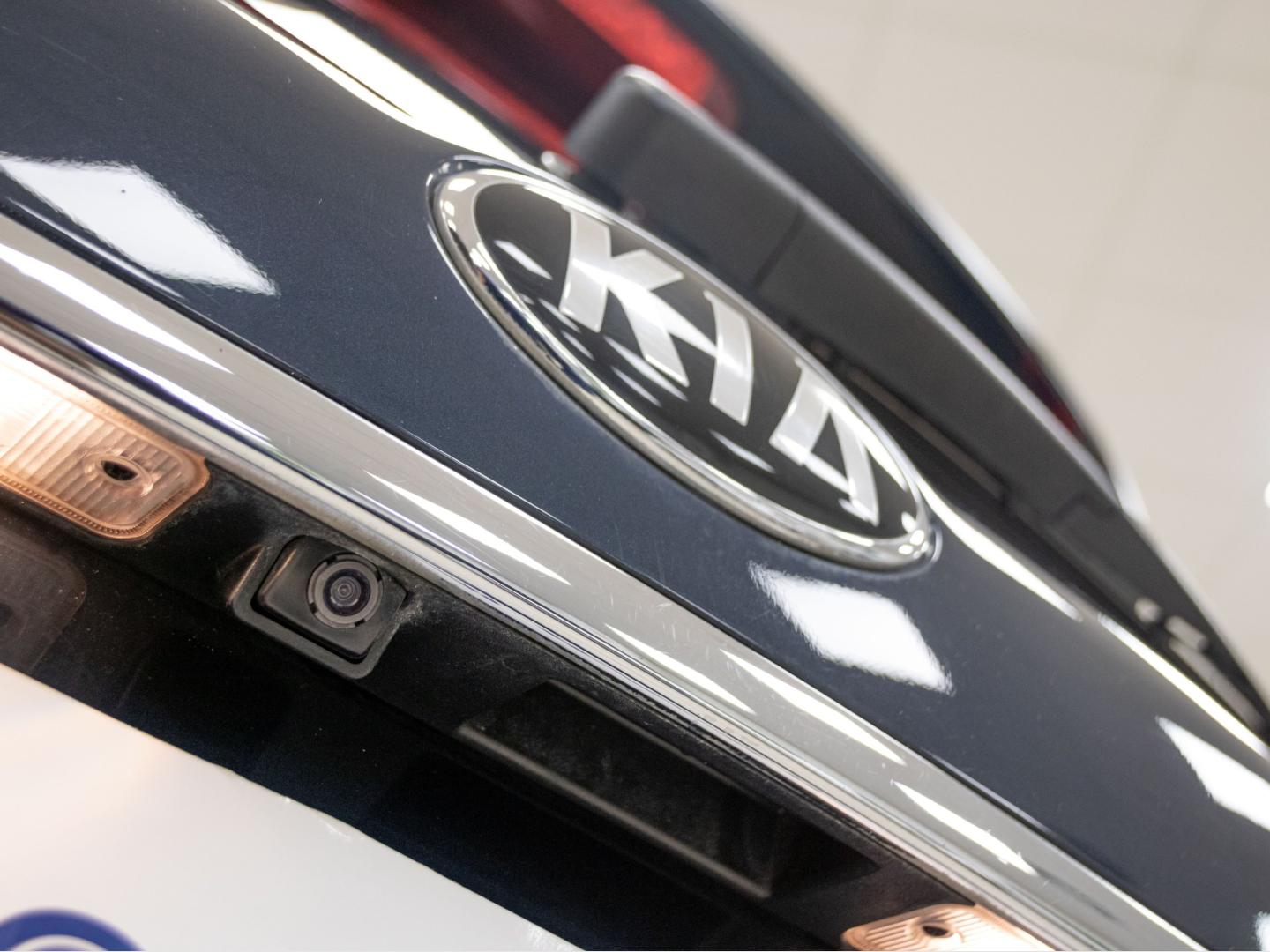 Kia Carens 1.6 GDi 99kW (135CV) Drive