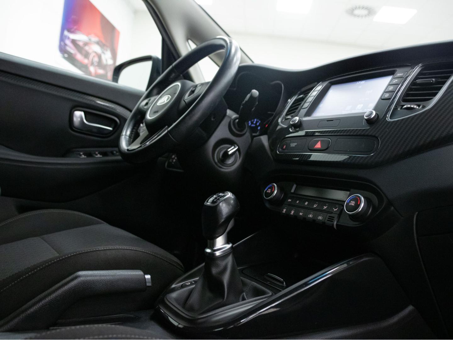 Kia Carens 1.6 GDi 99kW (135CV) Drive