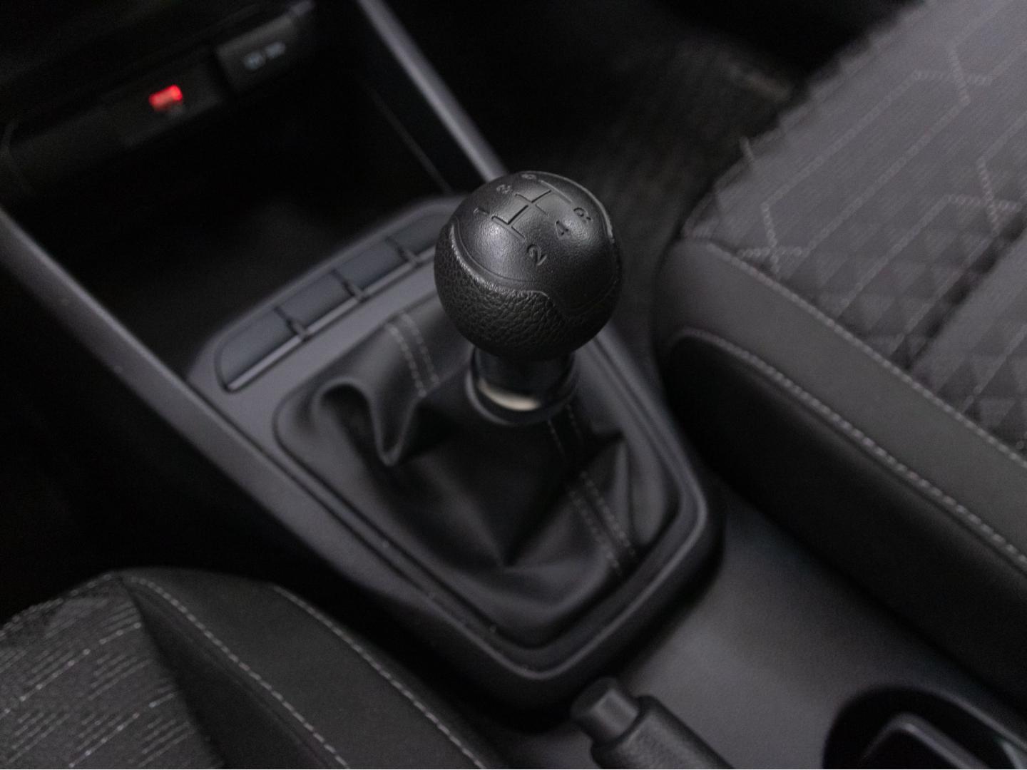 Kia Rio 1.2 DPi 62kW (84CV) Concept