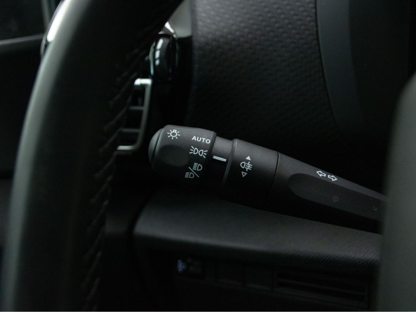 Citroen C4 Hybrid 145 ë-DCS6 Max