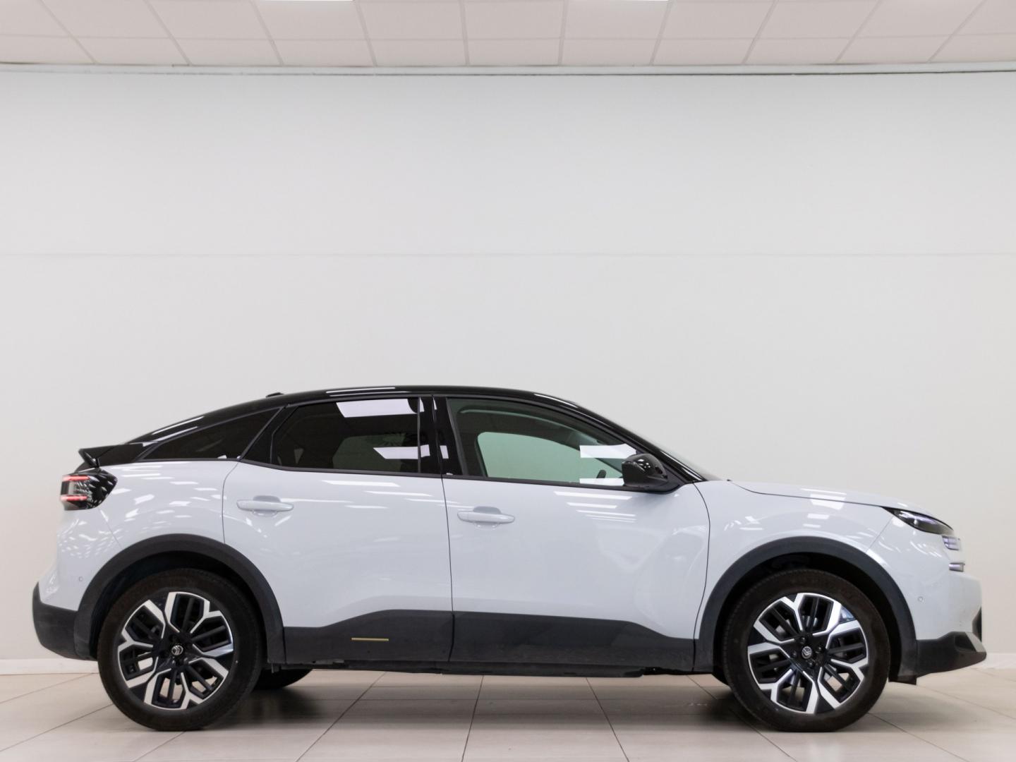 Citroen C4 Hybrid 145 ë-DCS6 Max