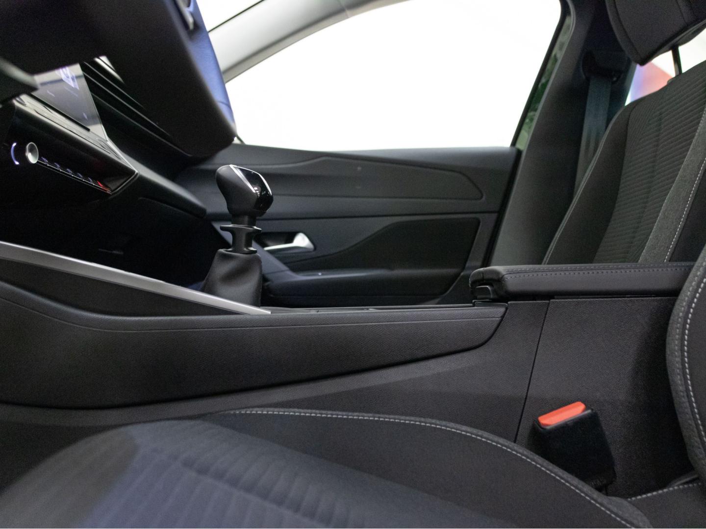 Peugeot 308 5P Active Pack BlueHDi 130 S&S MAN
