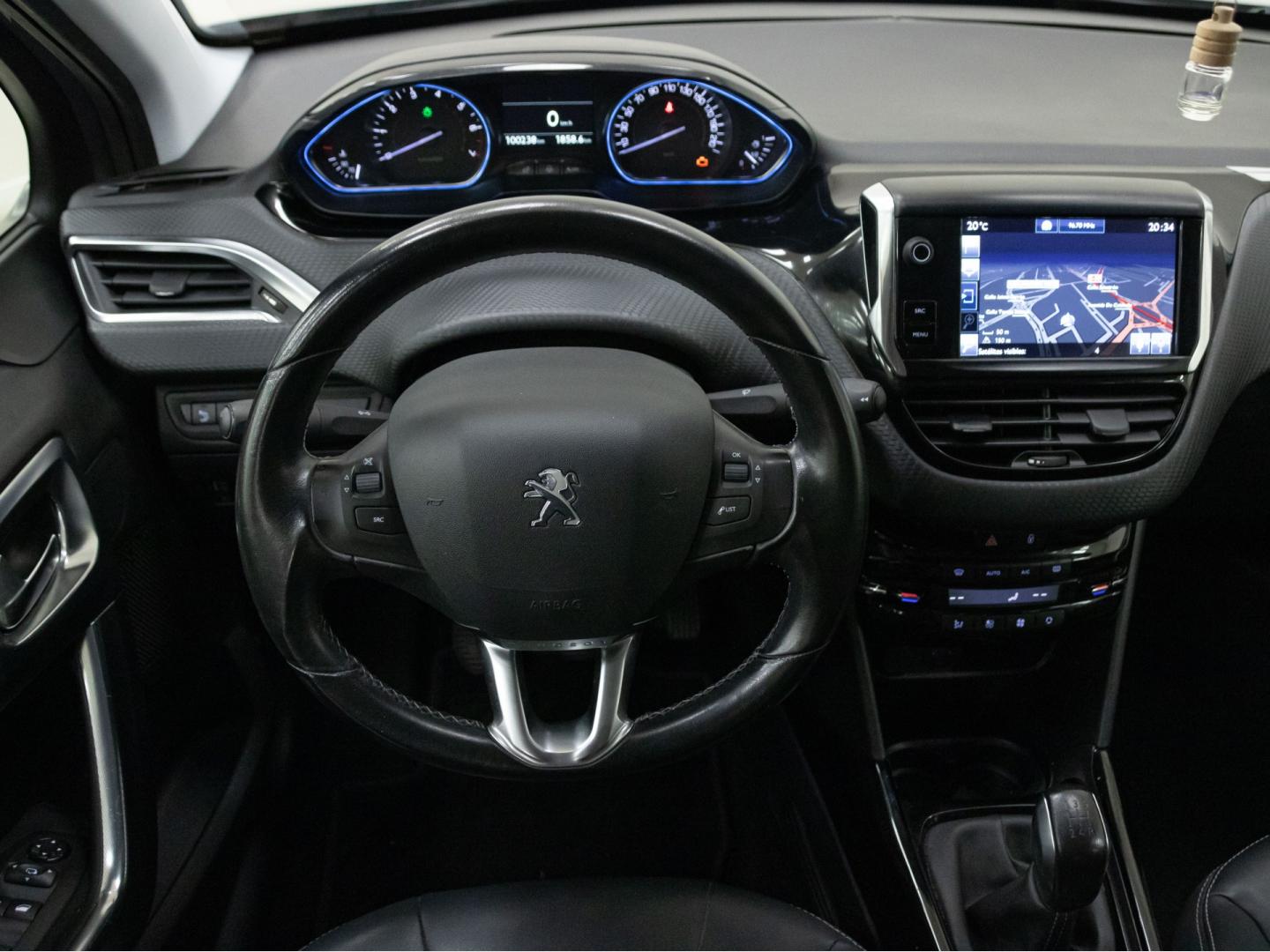 Peugeot 2008 Allure 1.6 BlueHDi 120
