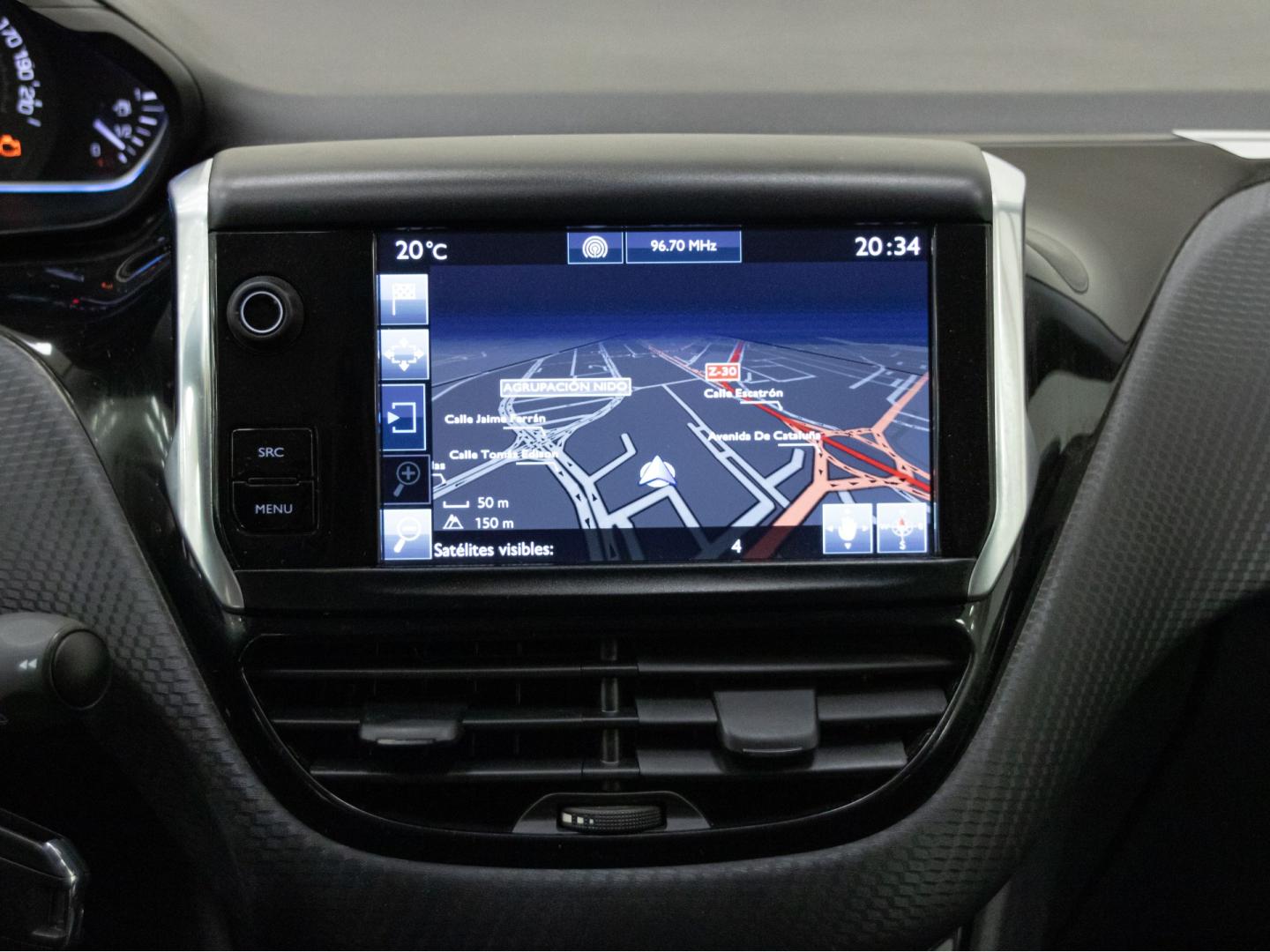 Peugeot 2008 Allure 1.6 BlueHDi 120