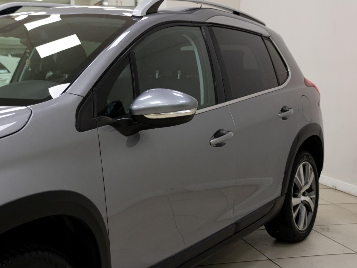 Peugeot 2008 Allure 1.6 BlueHDi 120