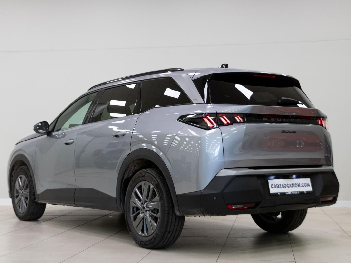 Peugeot 5008 1.2 107KW Allure eDCS6