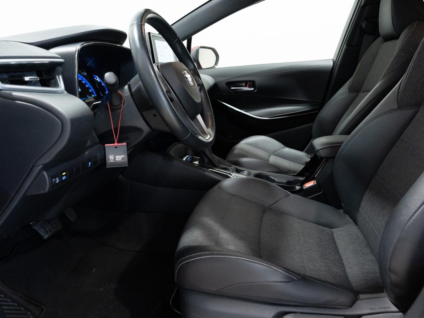 Toyota Corolla 1.8 125H STYLE E-CVT