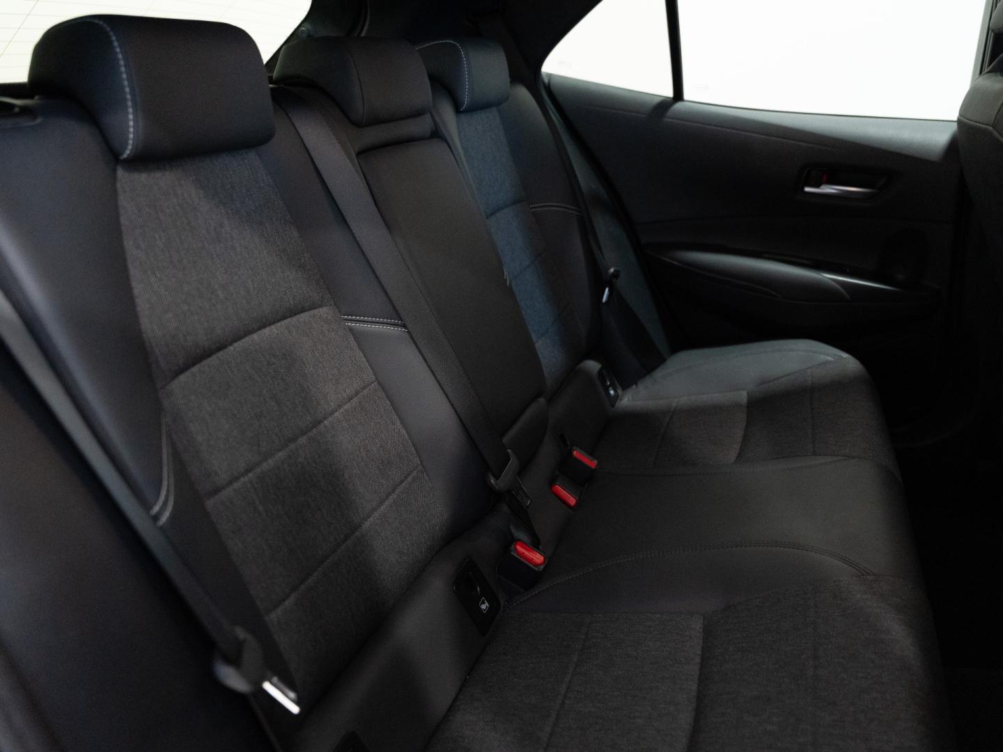 Toyota Corolla 1.8 125H STYLE E-CVT