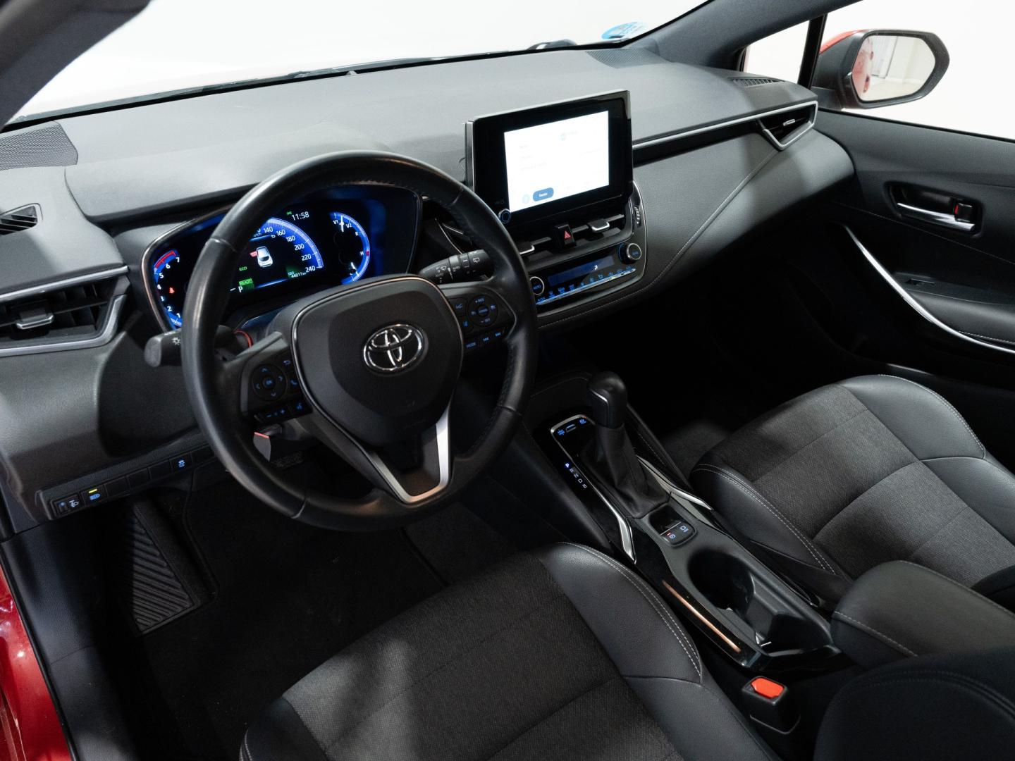 Toyota Corolla 1.8 125H STYLE E-CVT