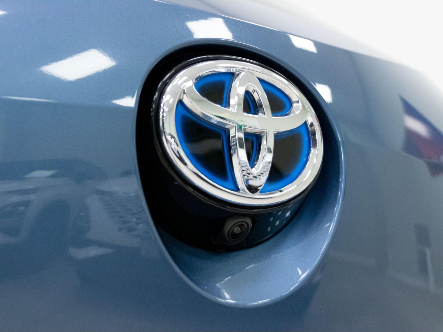 Toyota Corolla 1.8 125H BUSINESS E-CVT
