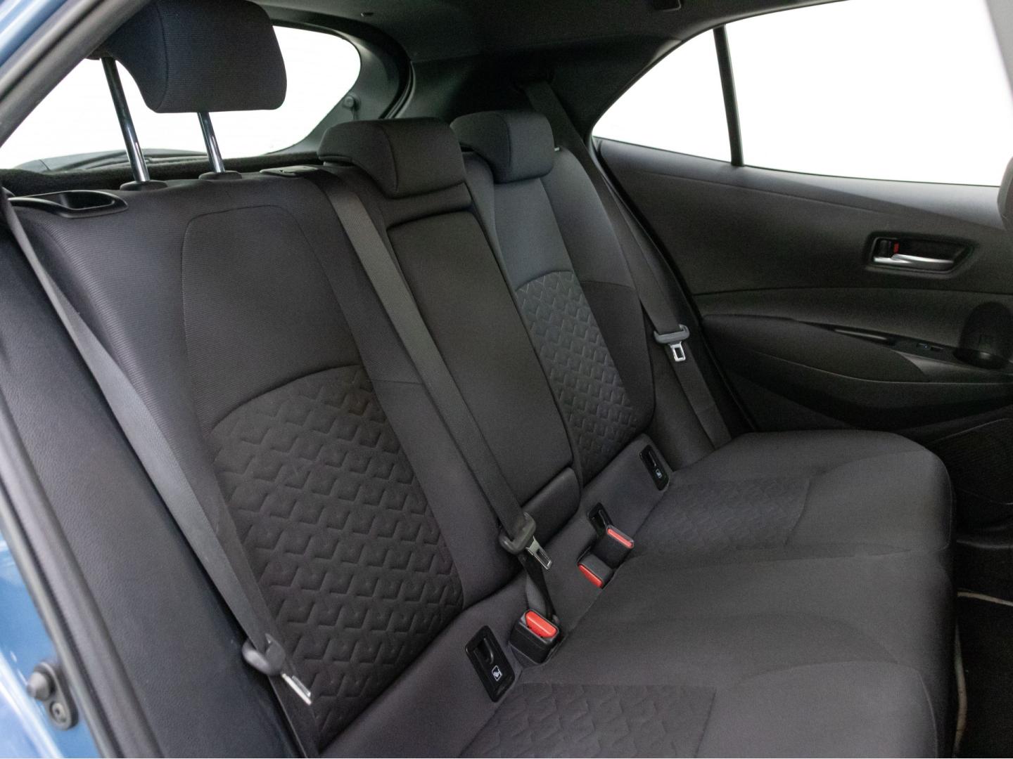 Toyota Corolla 1.8 125H BUSINESS E-CVT