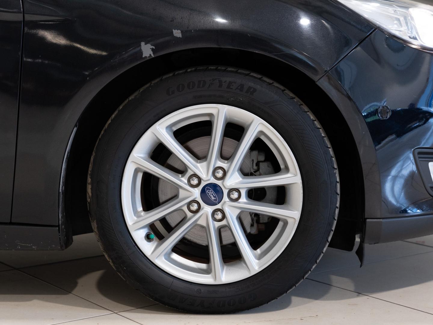Ford Focus 1.0 Ecoboost Auto-St.-St. 125cv Trend+