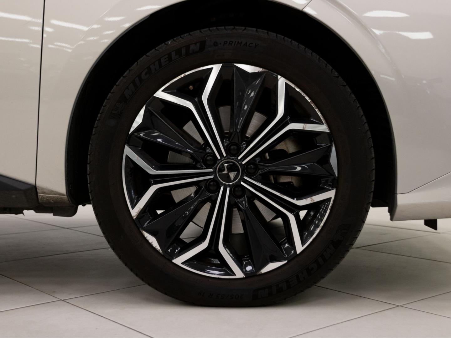 DS DS 4 E-TENSE 225 TROCADERO