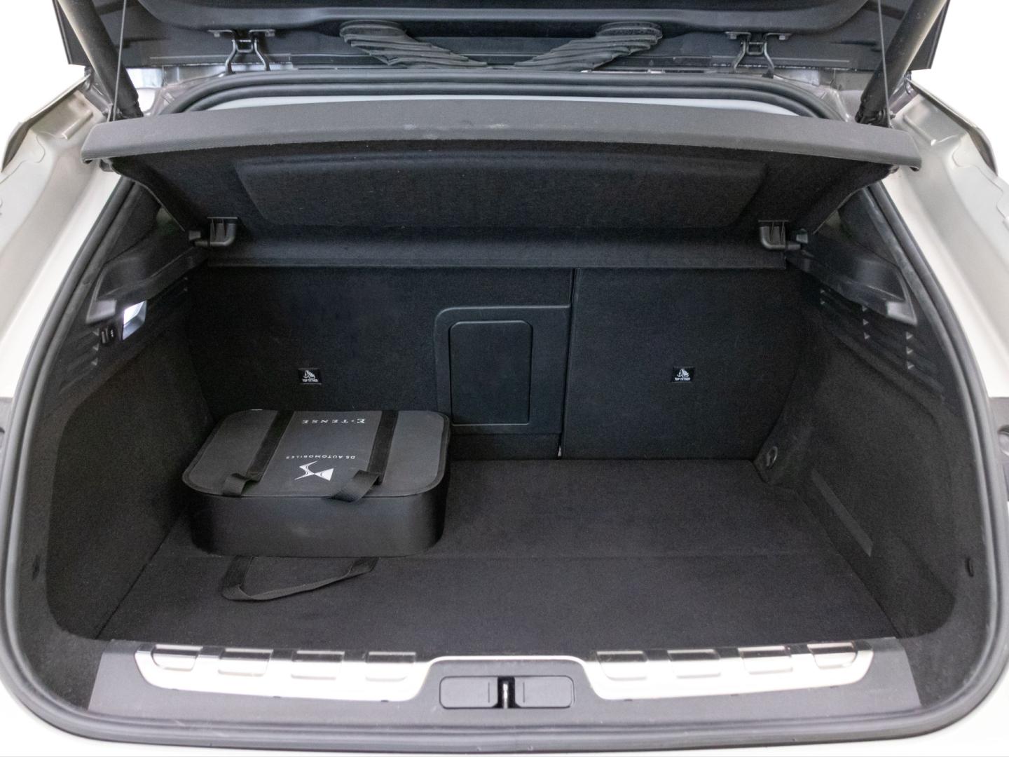 DS DS 4 E-TENSE 225 TROCADERO