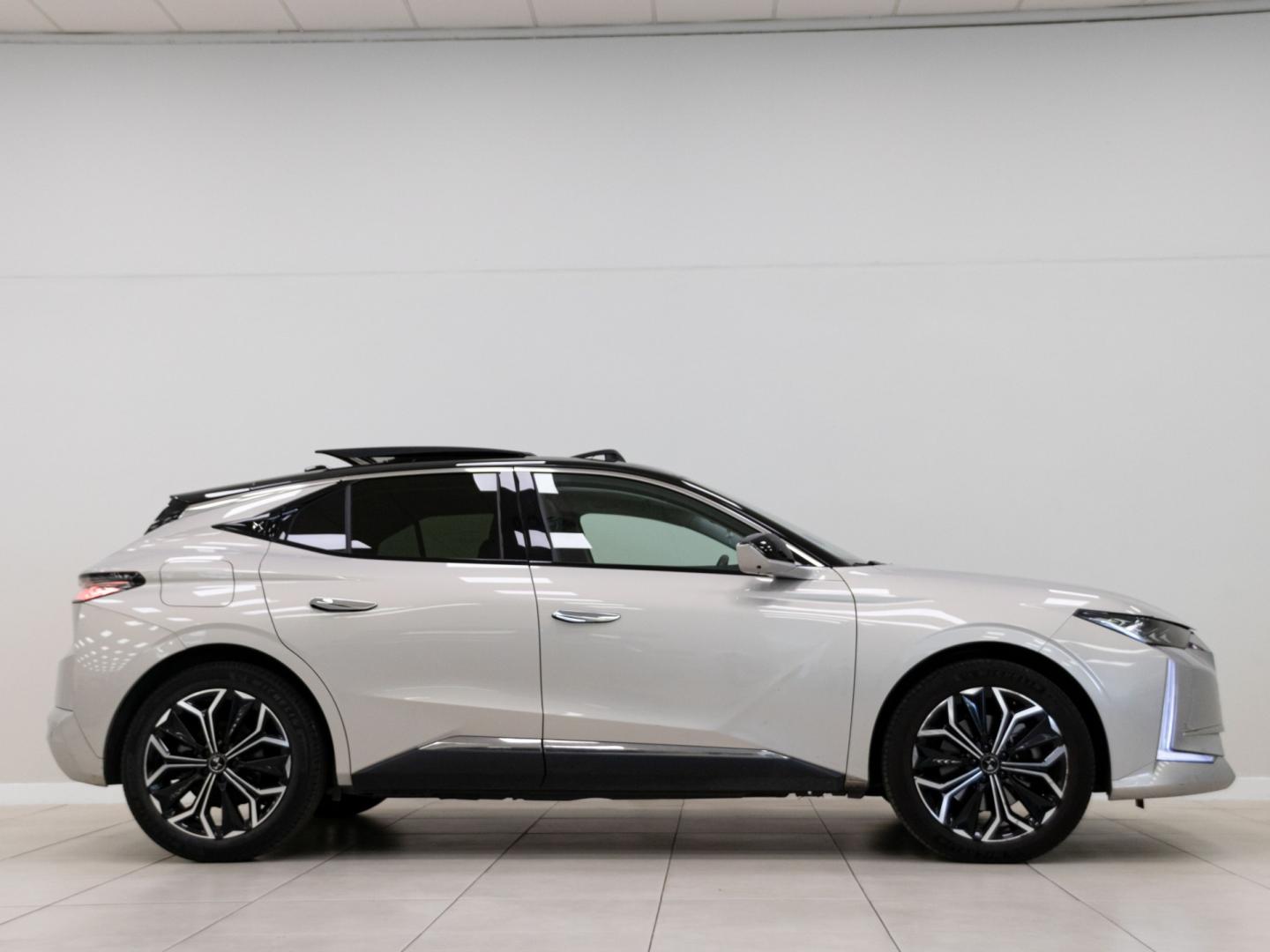 DS DS 4 E-TENSE 225 TROCADERO