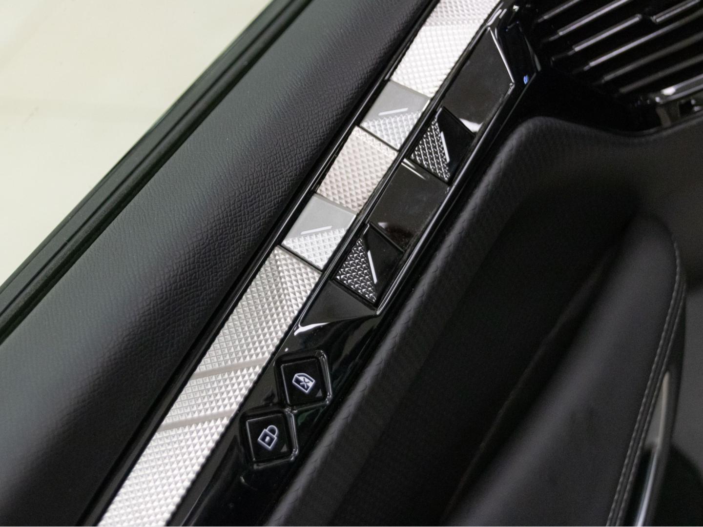 DS DS 4 E-TENSE 225 TROCADERO