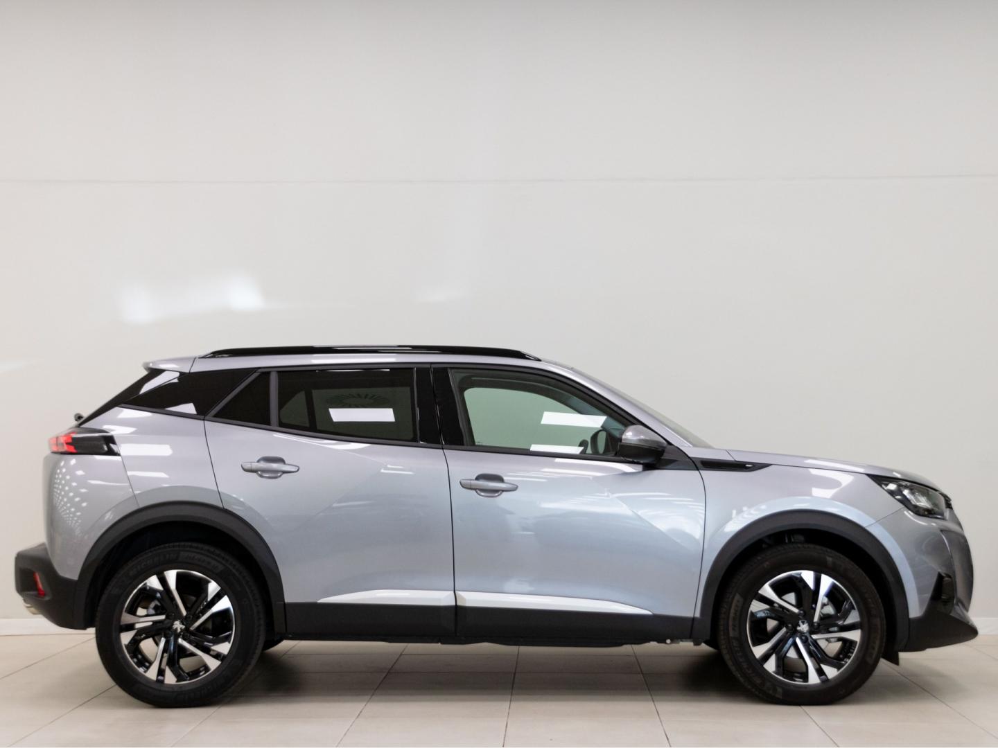 Peugeot 2008 Allure Pack Puretech 100 S&S BVM6