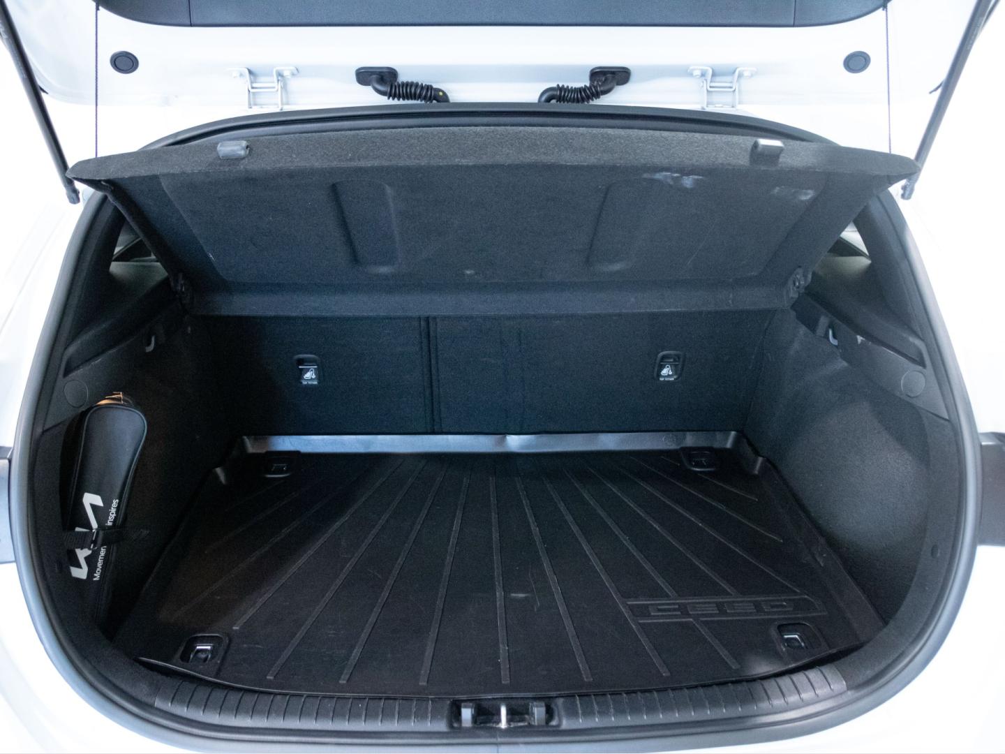 Kia Ceed 1.6 MHEV iMT 100kW (136CV) Drive