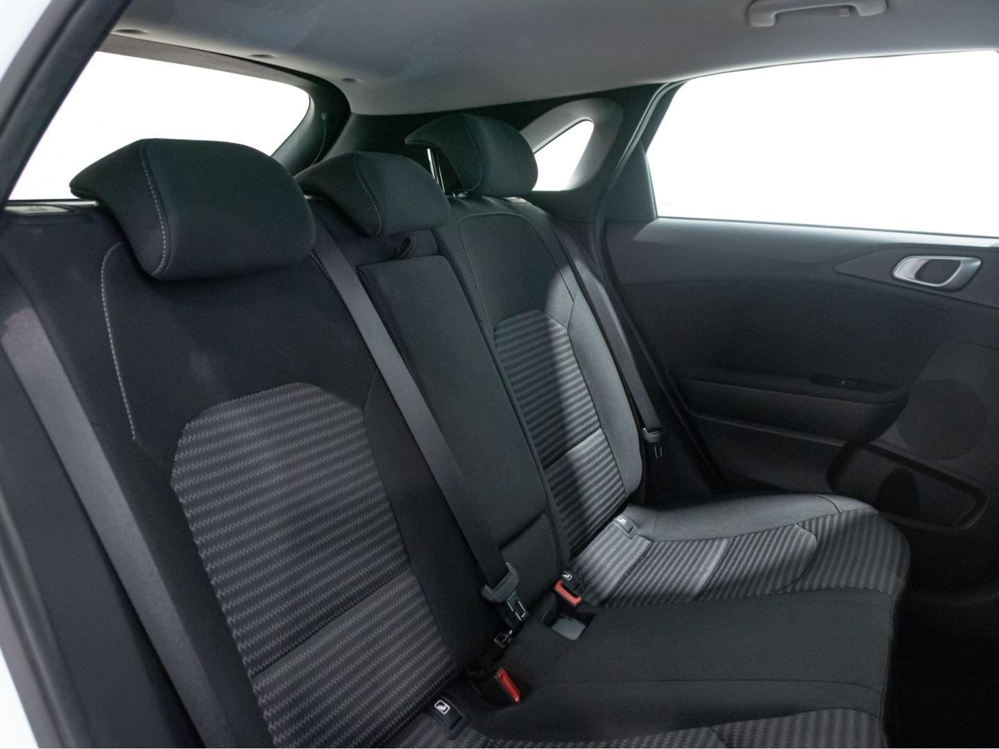 Kia Ceed 1.6 MHEV iMT 100kW (136CV) Drive