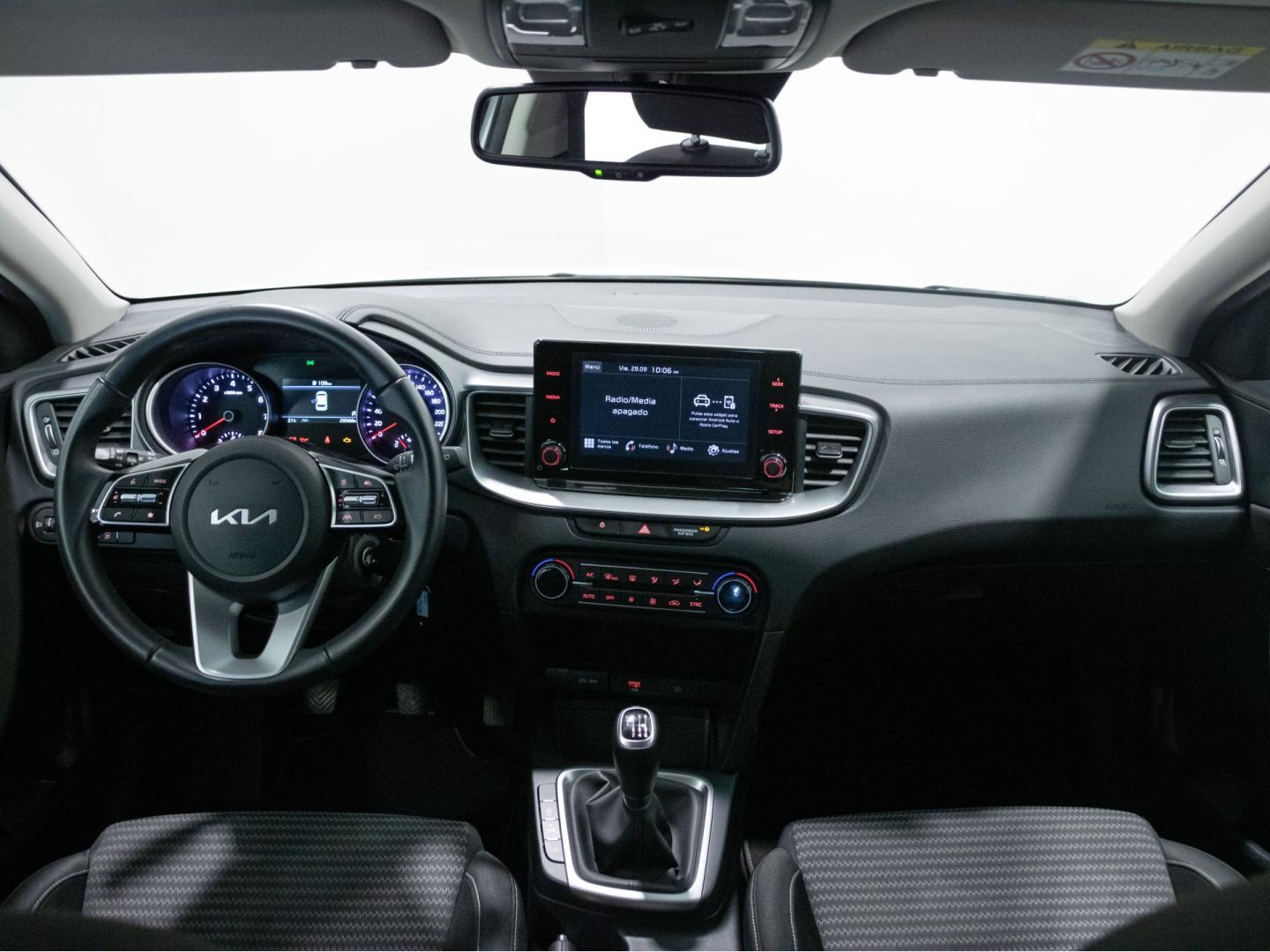 Kia Ceed 1.6 MHEV iMT 100kW (136CV) Drive
