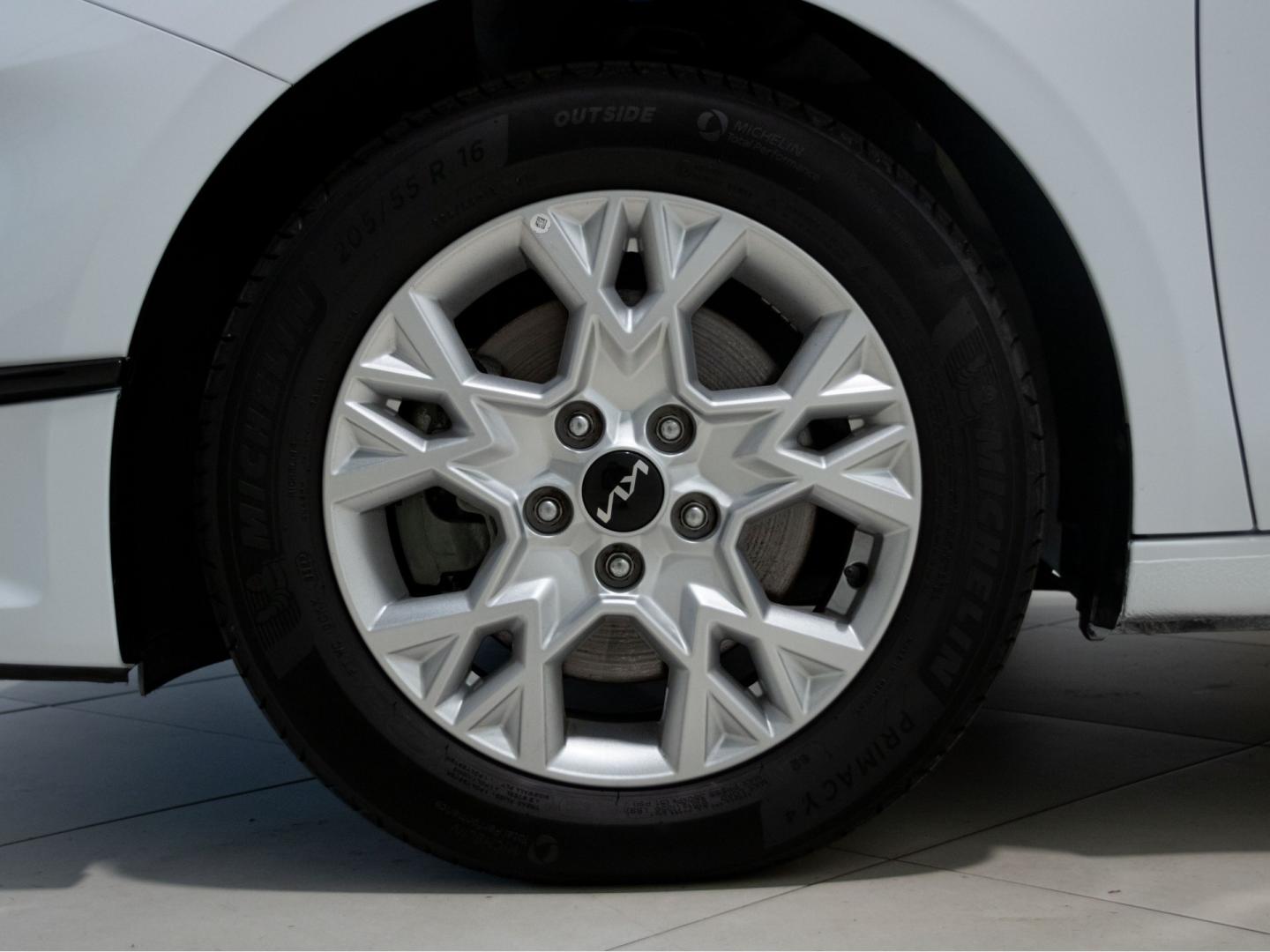 Kia Ceed 1.6 MHEV iMT 100kW (136CV) Drive