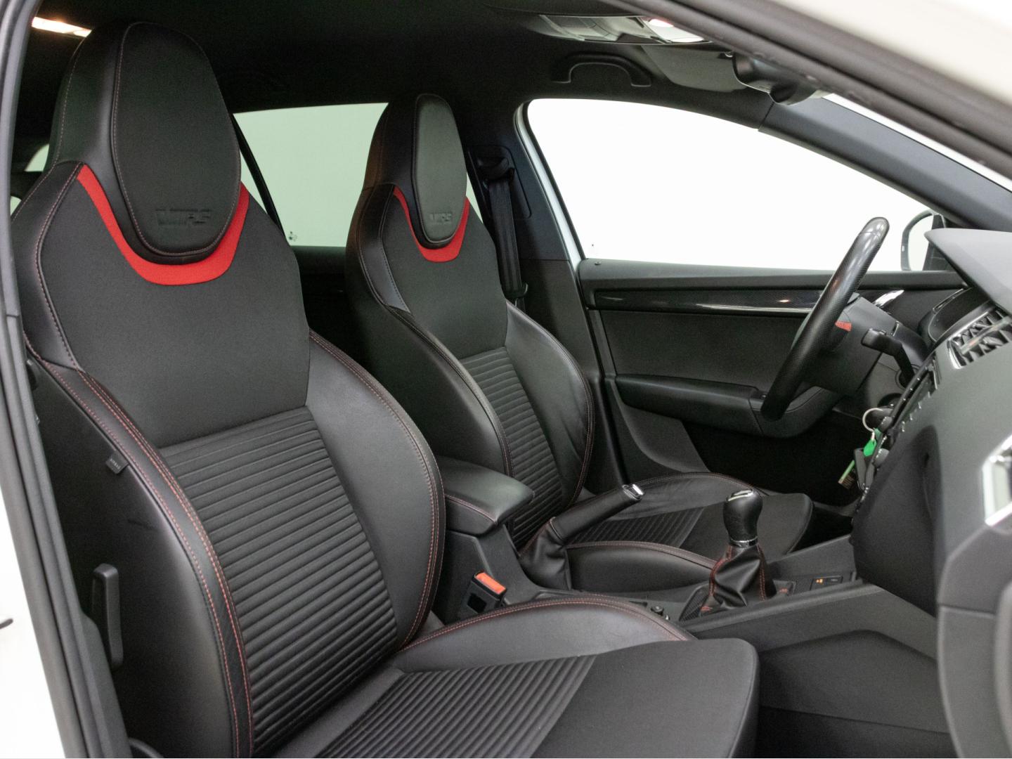 Skoda Octavia Combi 2.0 TDI CR 184cv RS