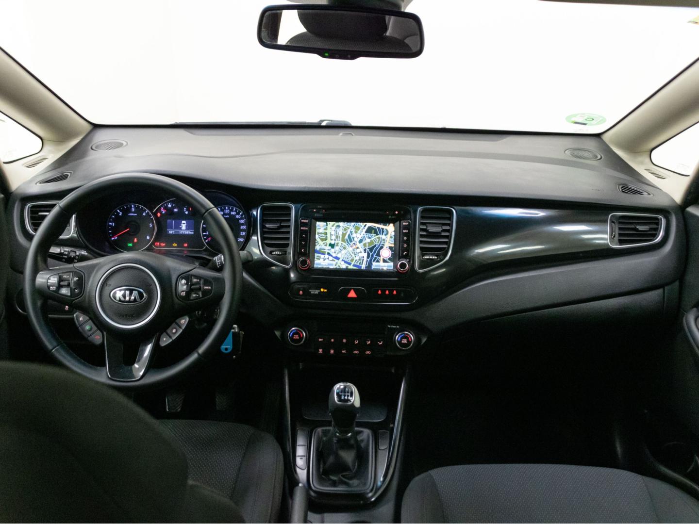 Kia Carens 1.6 GDi UEFA Euro2016 Eco-Dynamics