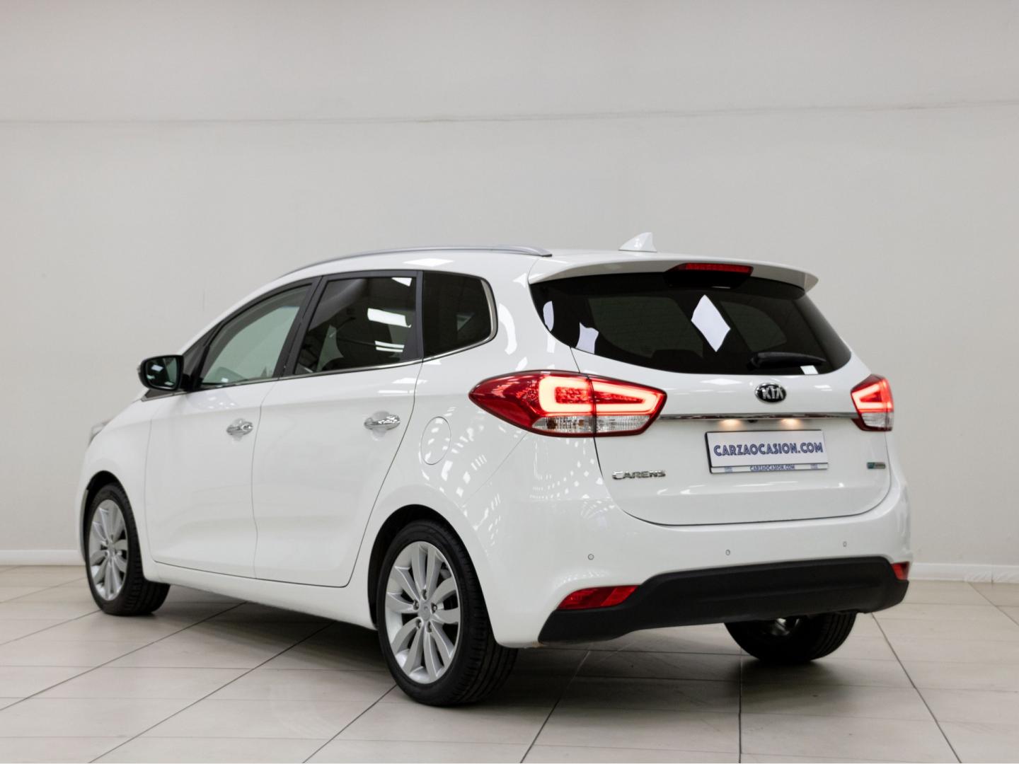 Kia Carens 1.6 GDi UEFA Euro2016 Eco-Dynamics