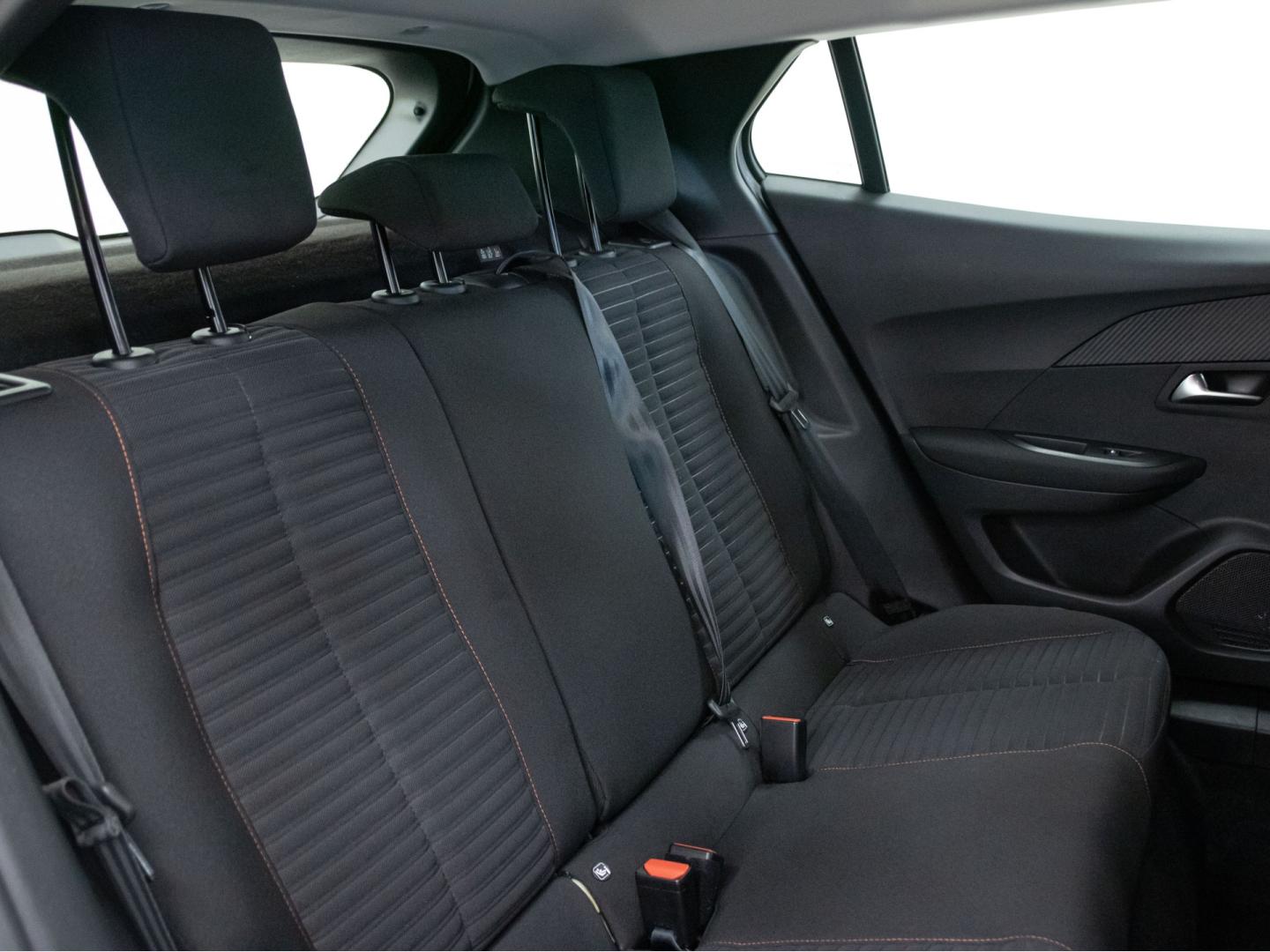 Peugeot 2008 Active BlueHDI 81kW (110CV)
