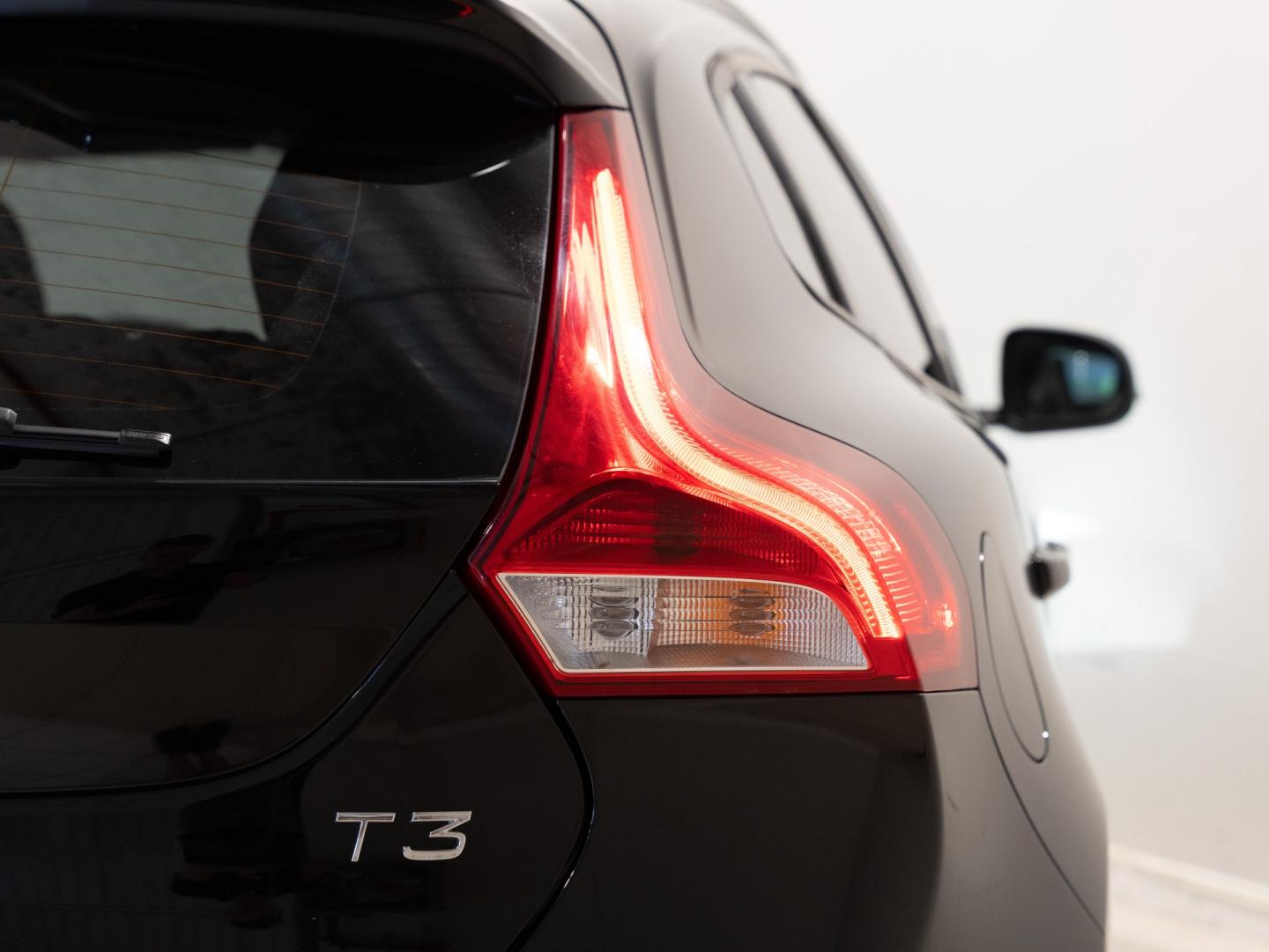 Volvo V40 Cross Country 2.0 T3 Cross Country