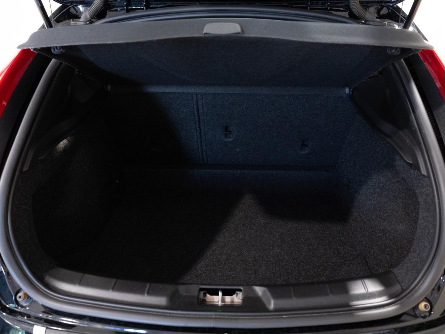 Volvo V40 Cross Country 2.0 T3 Cross Country