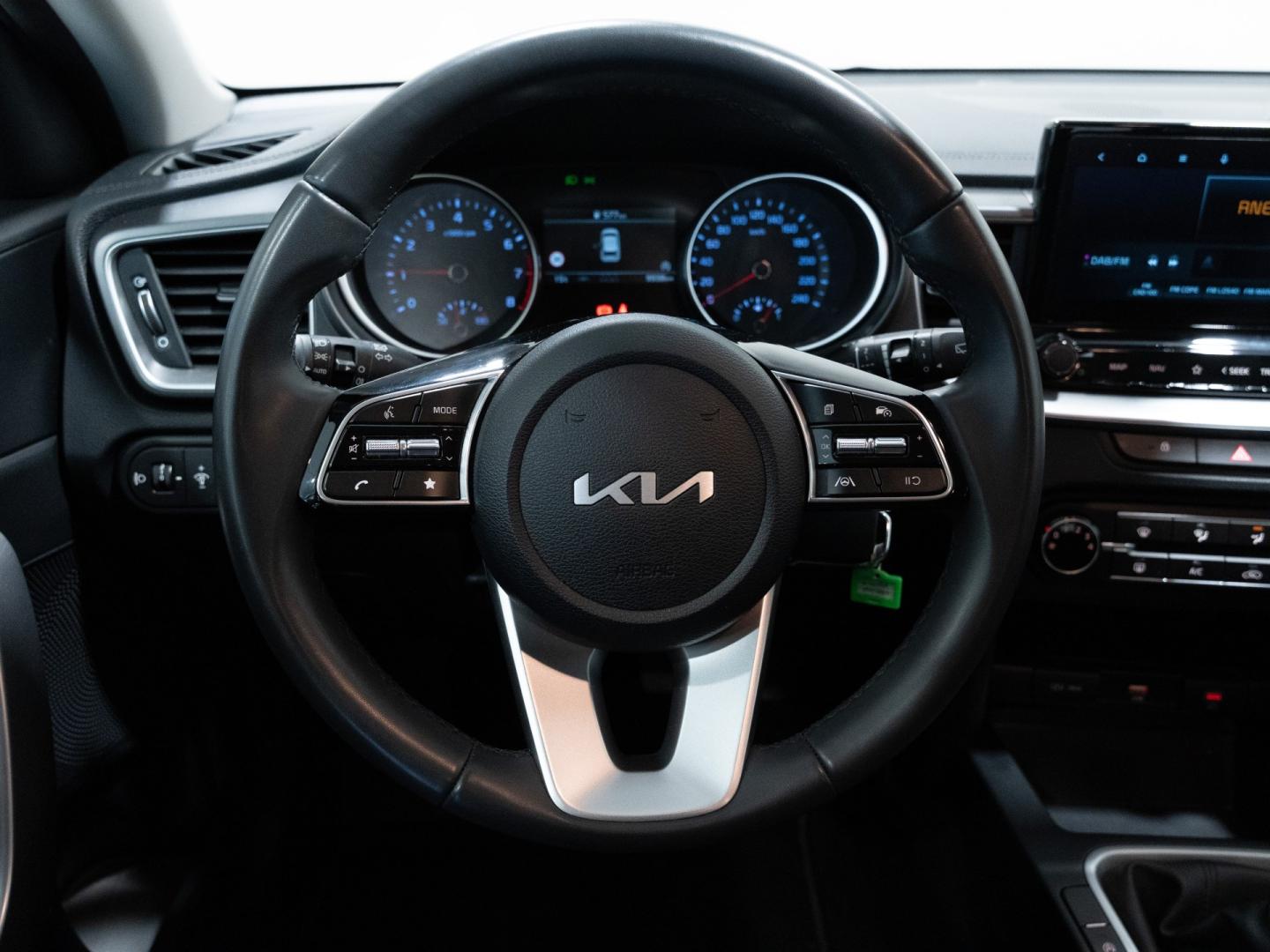 Kia Ceed 1.0 T-GDi 74kW (100CV)) Concept