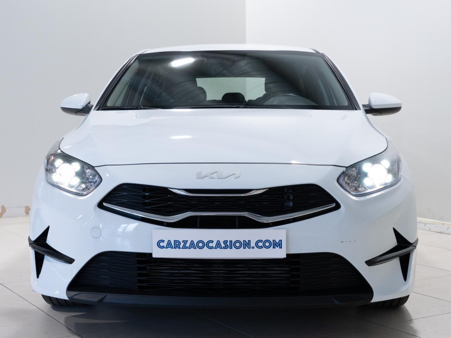 Kia Ceed 1.0 T-GDi 74kW (100CV)) Concept