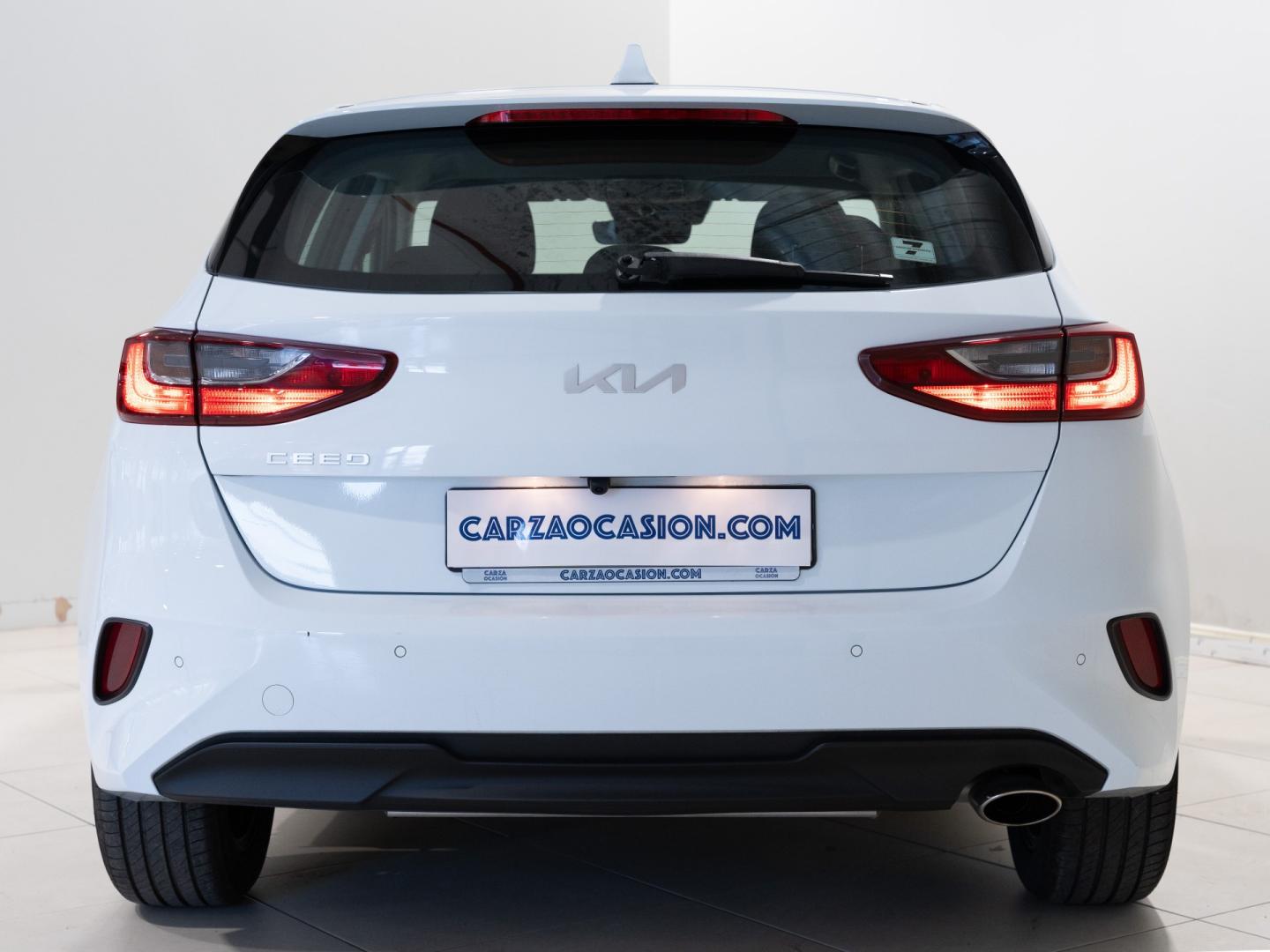 Kia Ceed 1.0 T-GDi 74kW (100CV)) Concept