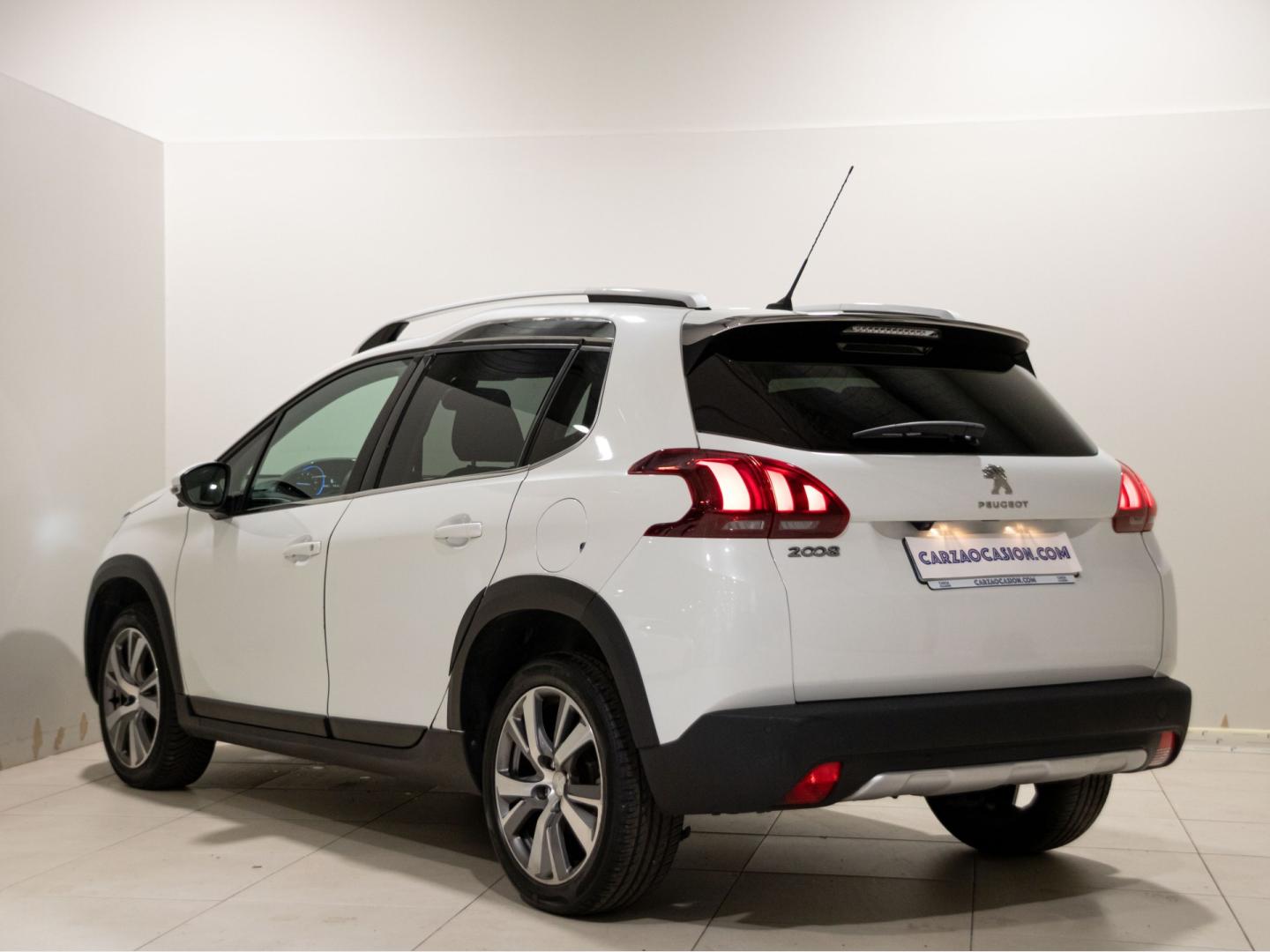 Peugeot 2008 Allure 1.6 BlueHDi 73KW (100CV)