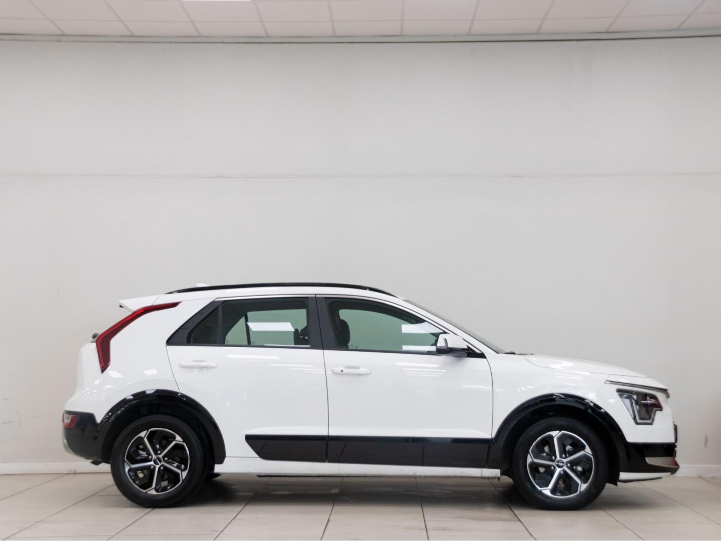 Kia Niro 1.6 GDi HEV 104kW (141CV) Drive
