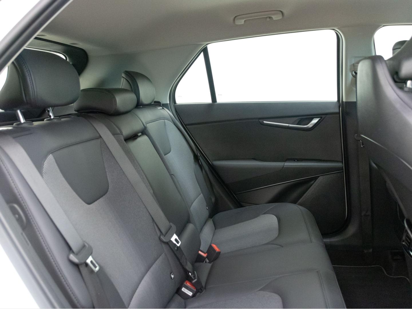 Kia Niro 1.6 GDi HEV 104kW (141CV) Drive