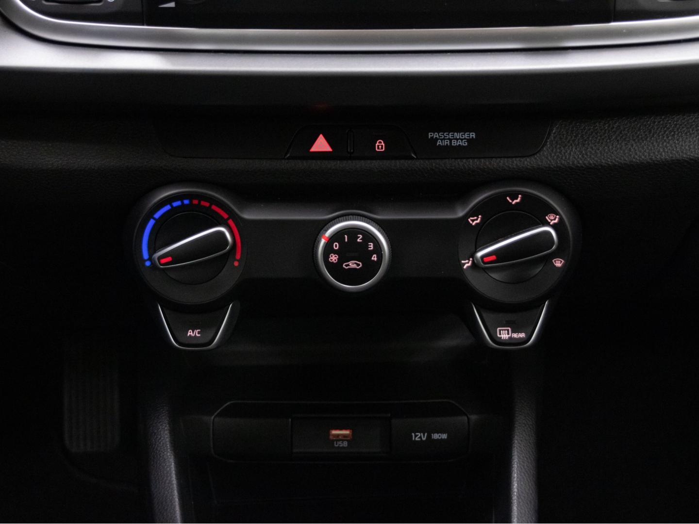 Kia Rio 1.0 T-GDi 74kW (100CV) MHEV iMT Concept