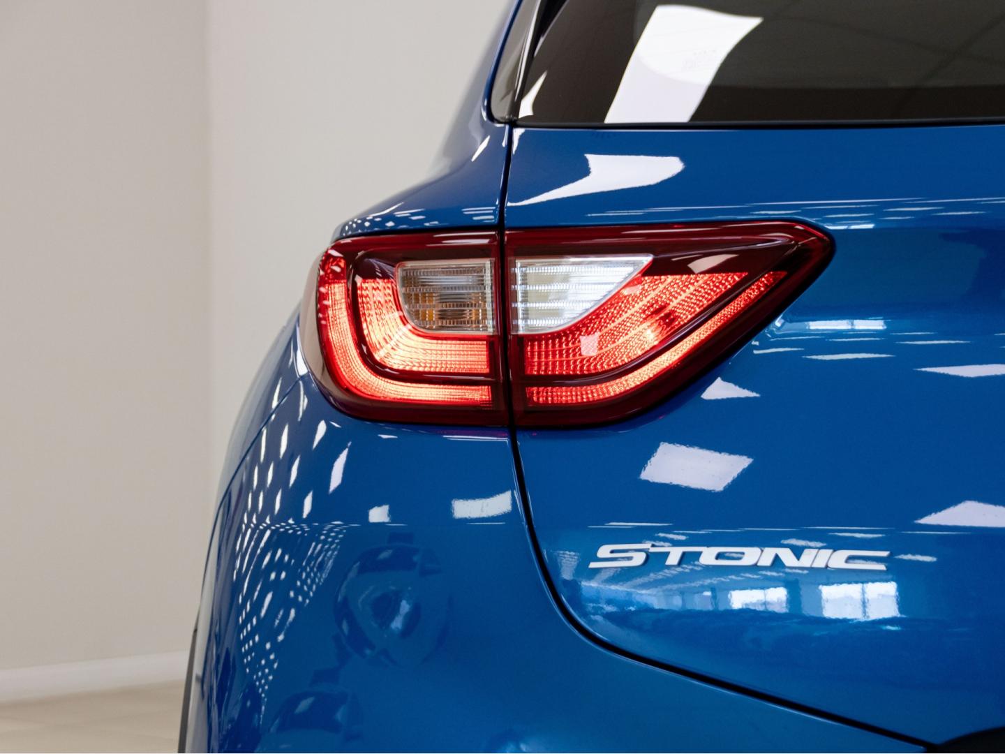 Kia Stonic 1.0 T-GDi 74kW (100CV) MHEV MT Concept