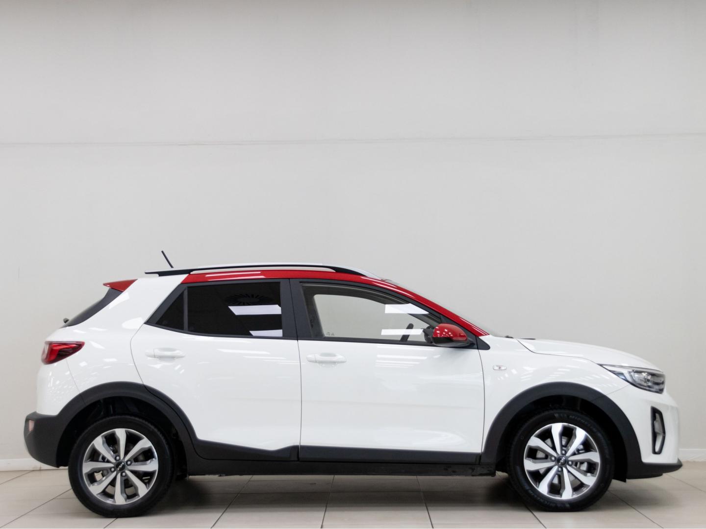 Kia Stonic 1.0 T-GDi 74kW (100CV) MHEV iMT Concept