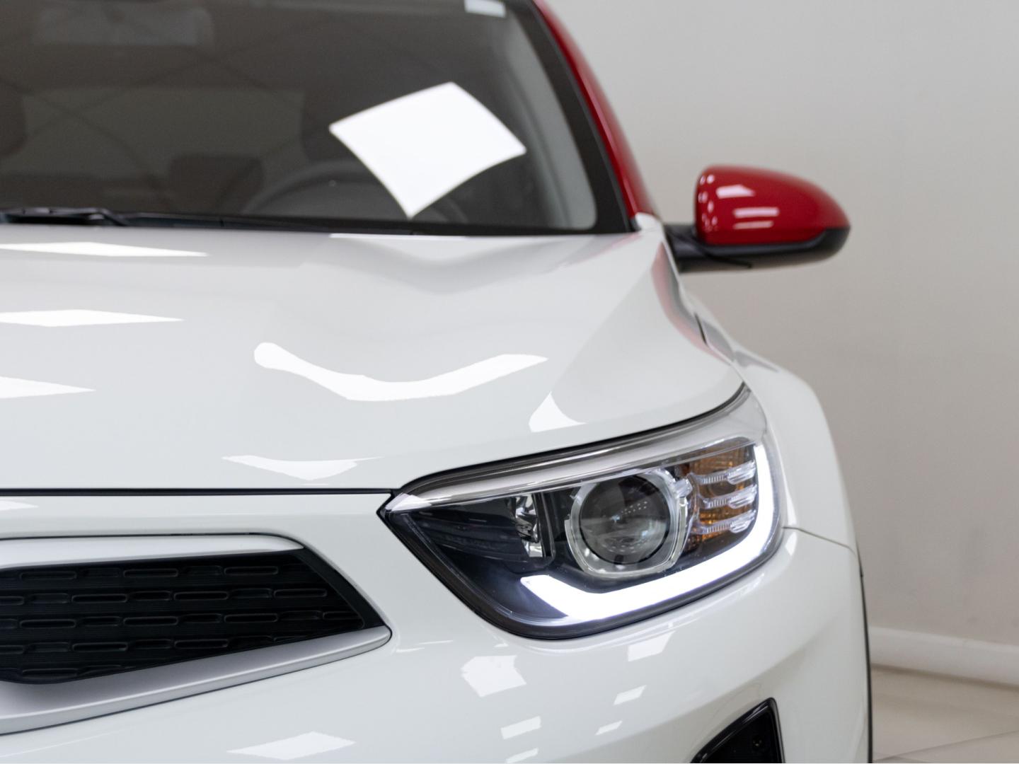 Kia Stonic 1.0 T-GDi 74kW (100CV) MHEV iMT Concept