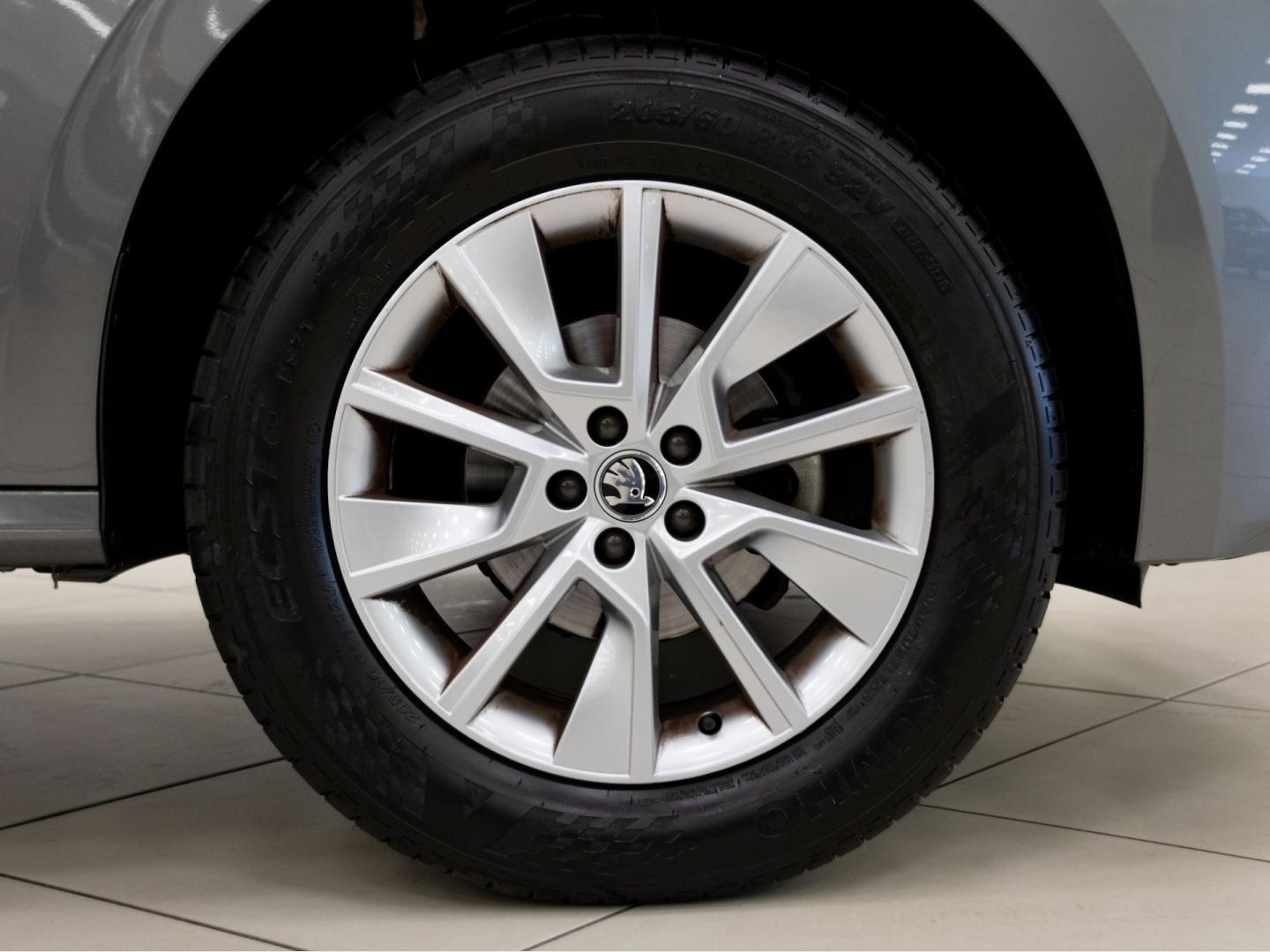 Skoda Kamiq 1.0 TSI 81kW (110CV) DSG AMBITION