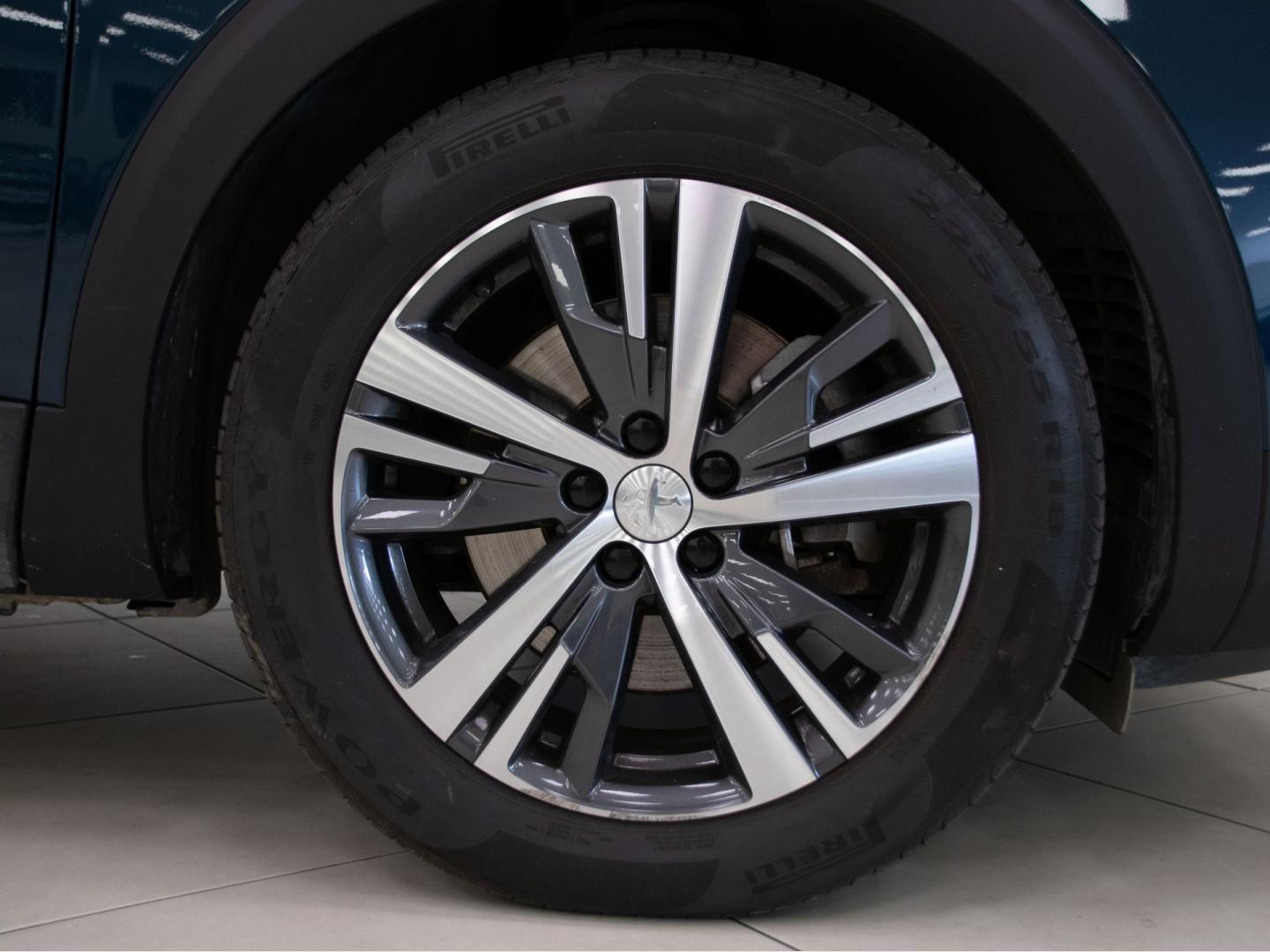 Peugeot 3008 Plug-in Hybrid 225 e-EAT8 Allure Pack