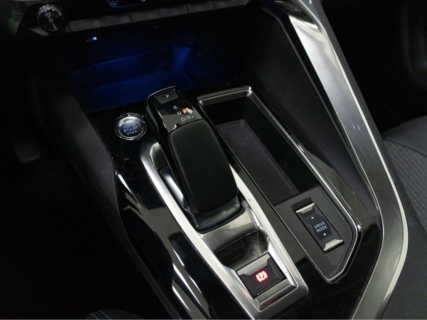 Peugeot 3008 Plug-in Hybrid 225 e-EAT8 Allure Pack