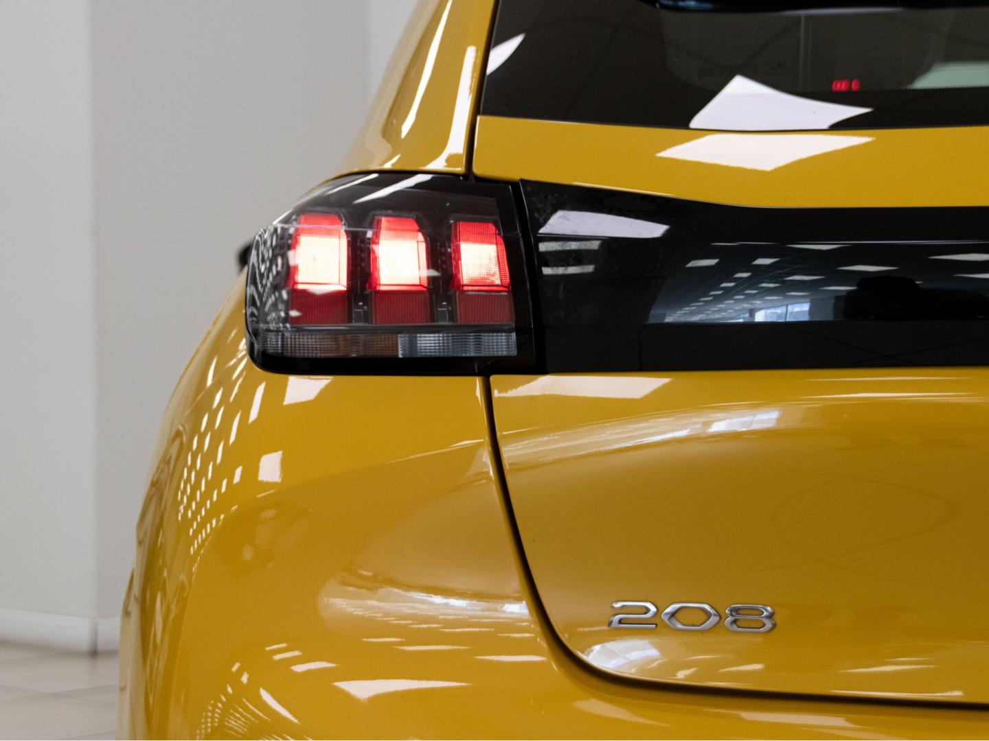 Peugeot 208 PureTech 73kW (100CV) Active Pack